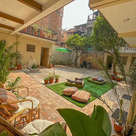 The Melo Pomelo Courtyard. Apartment Kathmandu Bagian luar foto