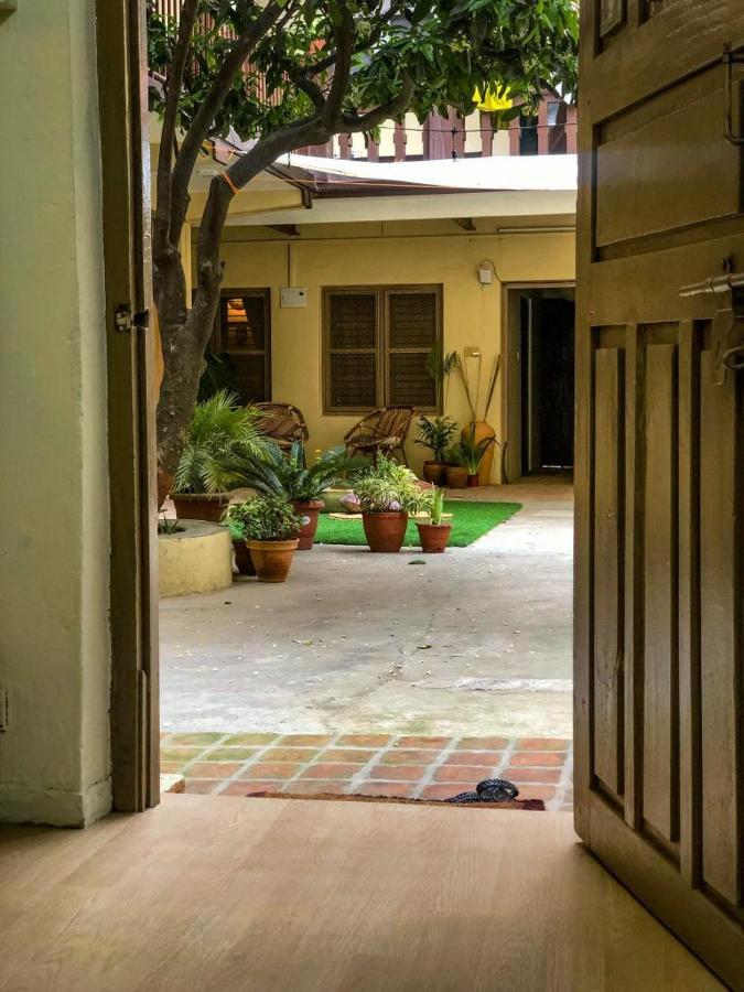 The Melo Pomelo Courtyard. Apartment Kathmandu Bagian luar foto