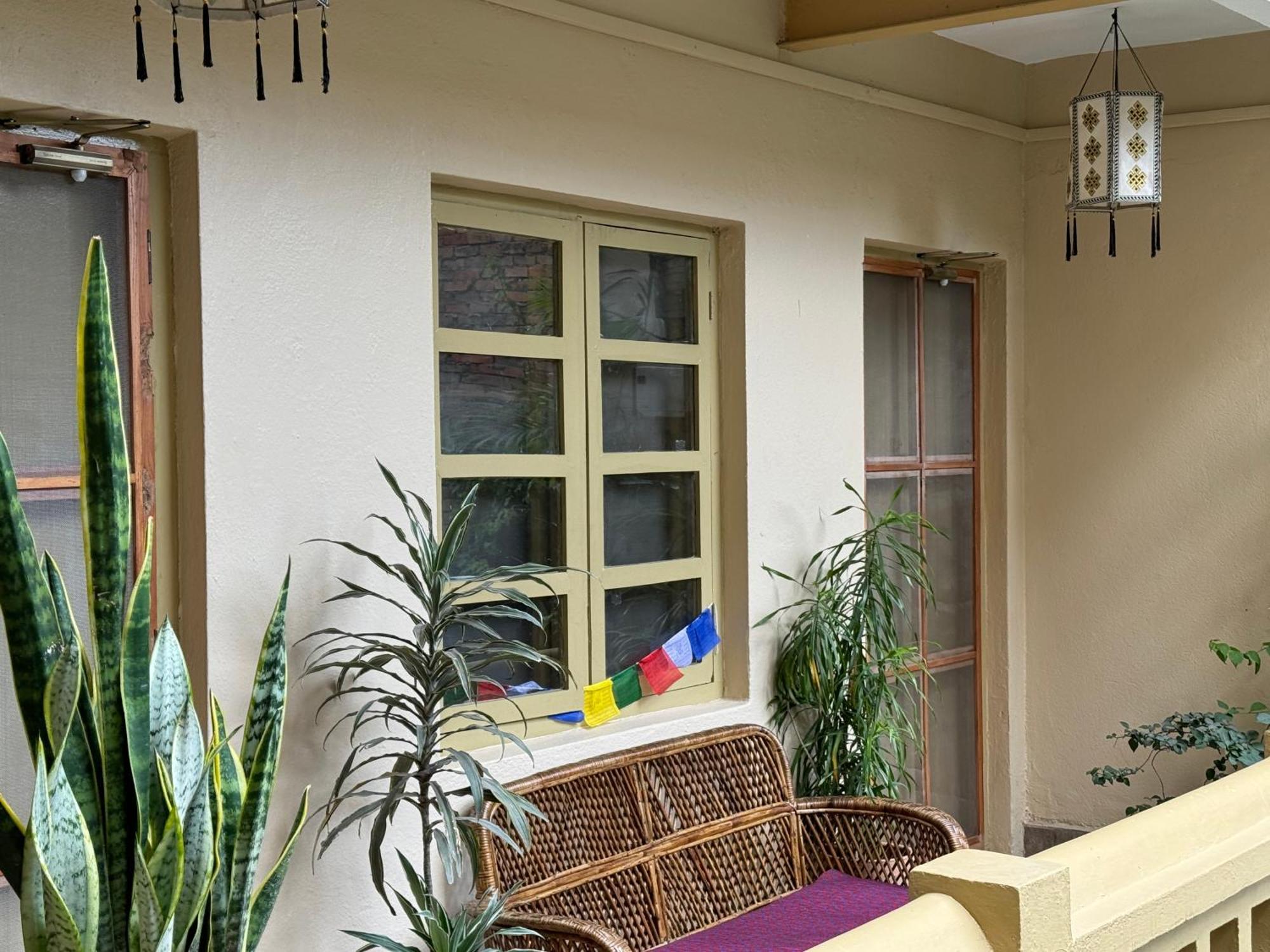 The Melo Pomelo Courtyard. Apartment Kathmandu Bagian luar foto