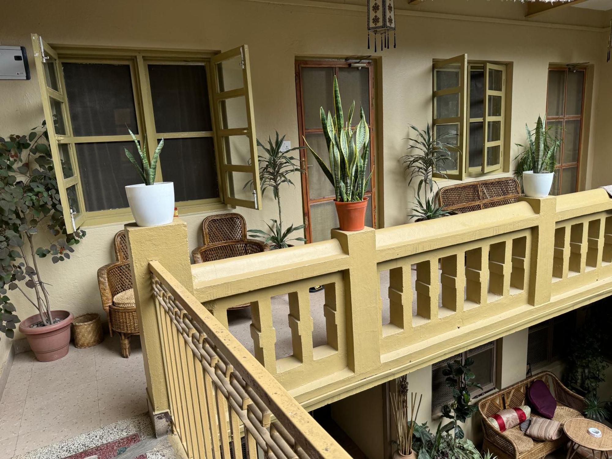 The Melo Pomelo Courtyard. Apartment Kathmandu Bagian luar foto